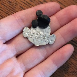 Disney Jewelry - Flounder Disney Trading Pin with tongue out Disney Jewelry - Flounder Disney Trading Pin with tongue out